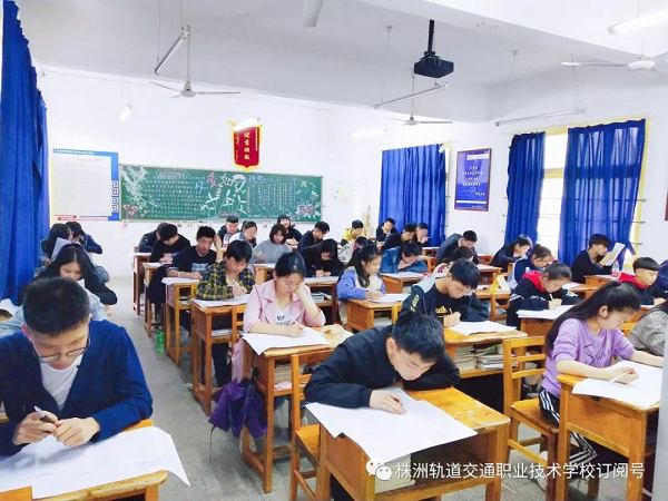 有一種成長足跡，叫期中考試